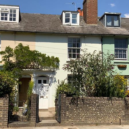 Charming Cottage Mins From Chichester City Centre 외부 사진