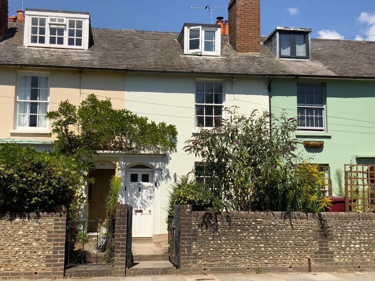 Charming Cottage Mins From Chichester City Centre 외부 사진